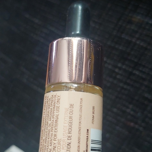 makeup revolution‎ baking oil - Picture 4 of 4